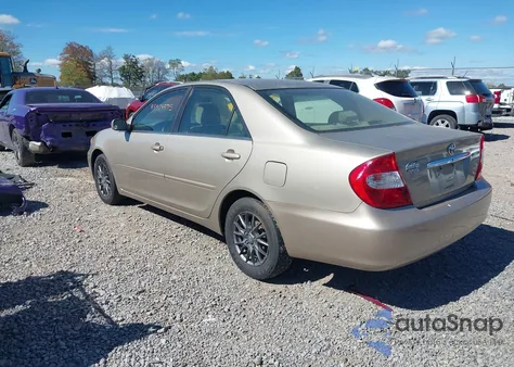2003 Toyota Camry Le z USA, uszkodzony, nr VIN 4T1BE32K63U741790